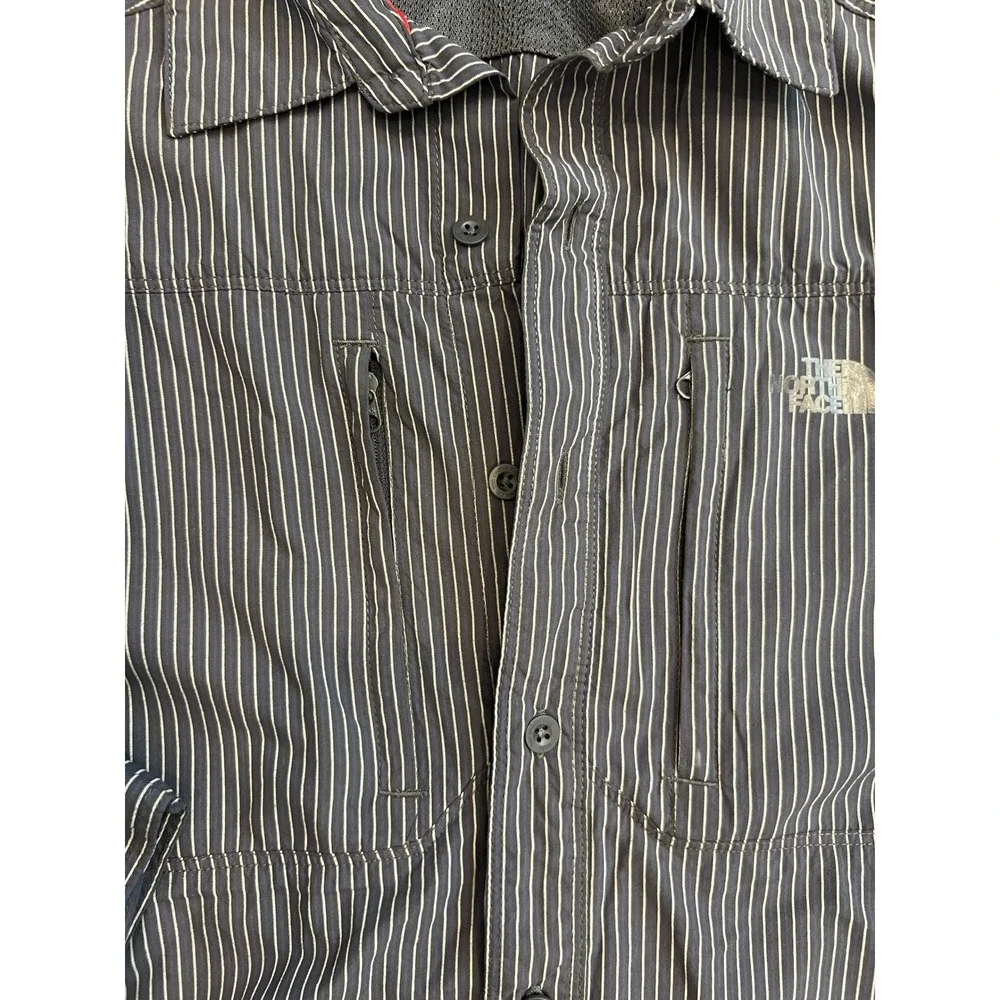 THE NORTH FACE Men's Shirt‎ Size XL Gray White Red Stripe Outdoor Long Sleeve